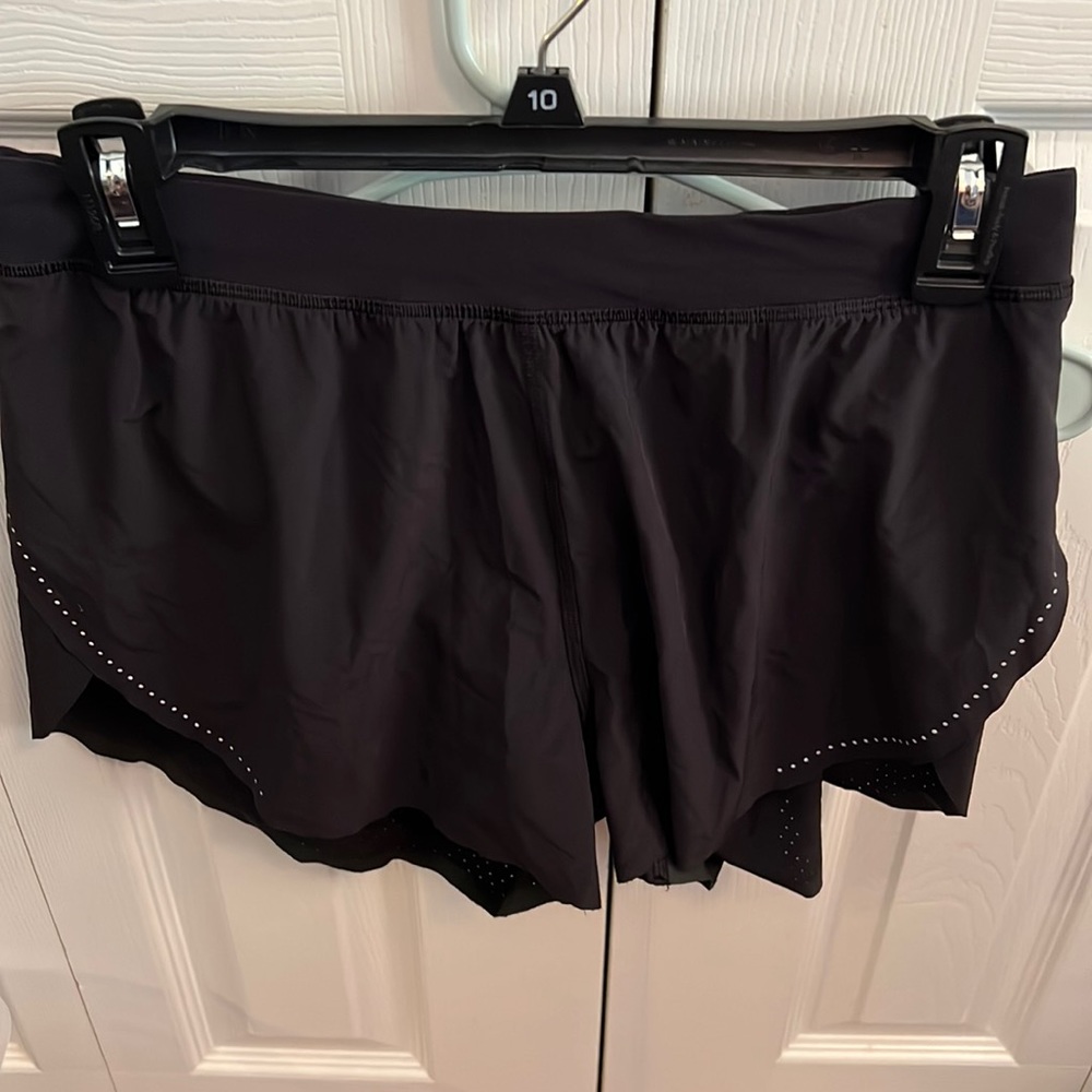 Lululemon short